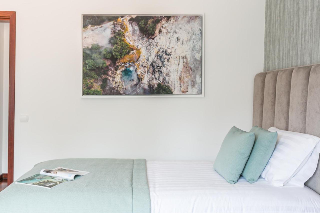 Quinta Da Serra - Luxurious Villa Sintra - Heated Pool & Jacuzzi المظهر الخارجي الصورة